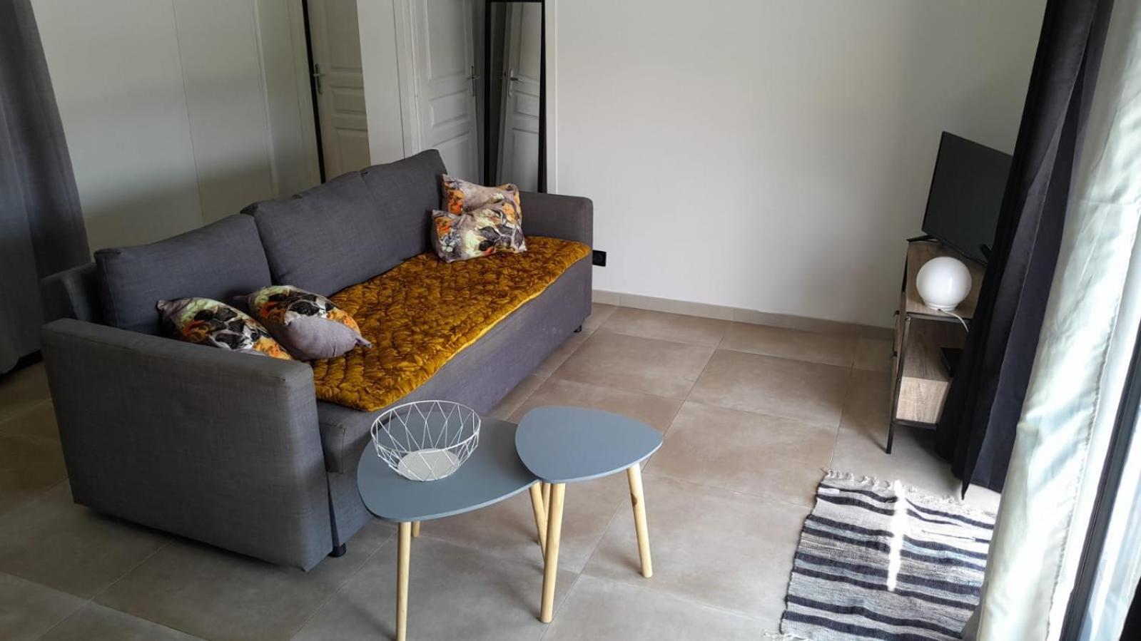 Logement 5 Mn De La Mer Milla 2 Ventiseri Luaran gambar